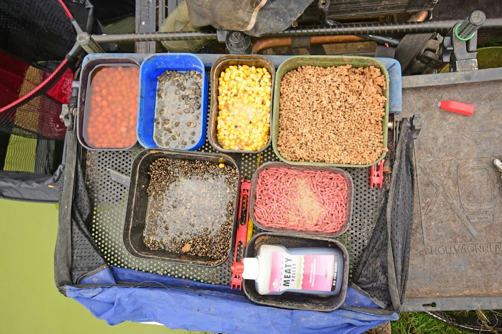 Cage feeder rig for bream fishing | Angling Times