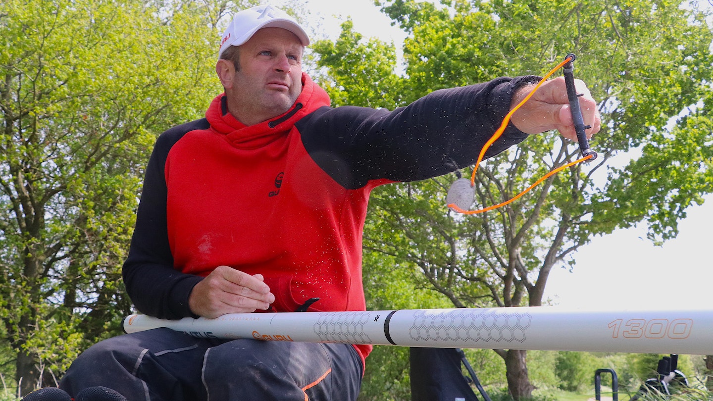 How to master feeding with a catty on the pole - Steve Ringer