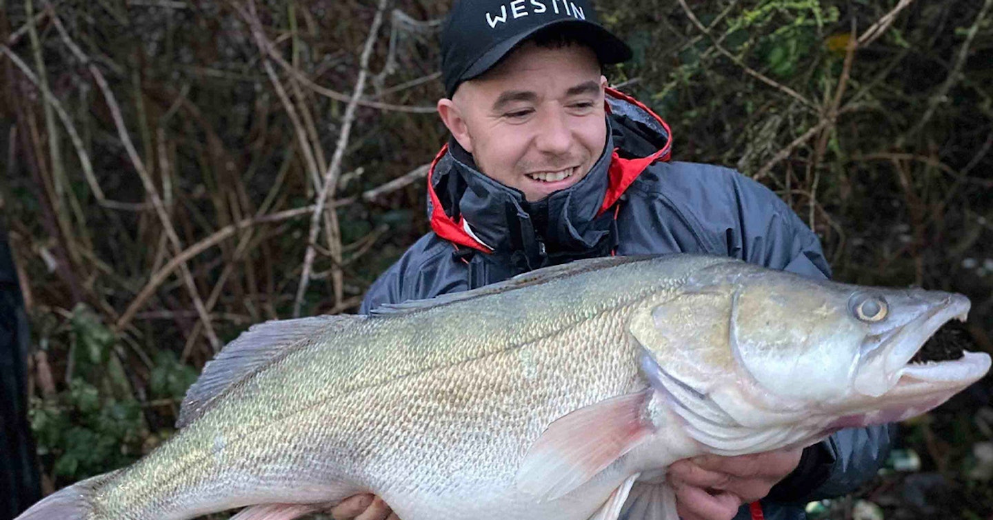 Braving rough conditions pays off with HUGE ZANDER!