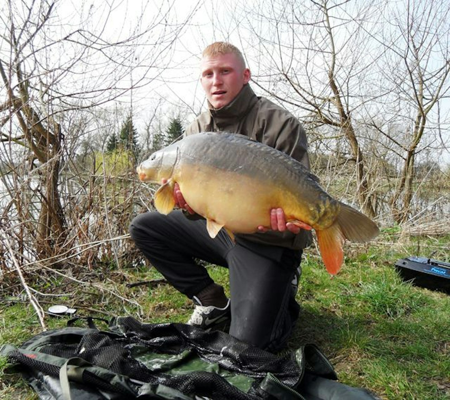 A 27lb 8oz mirror