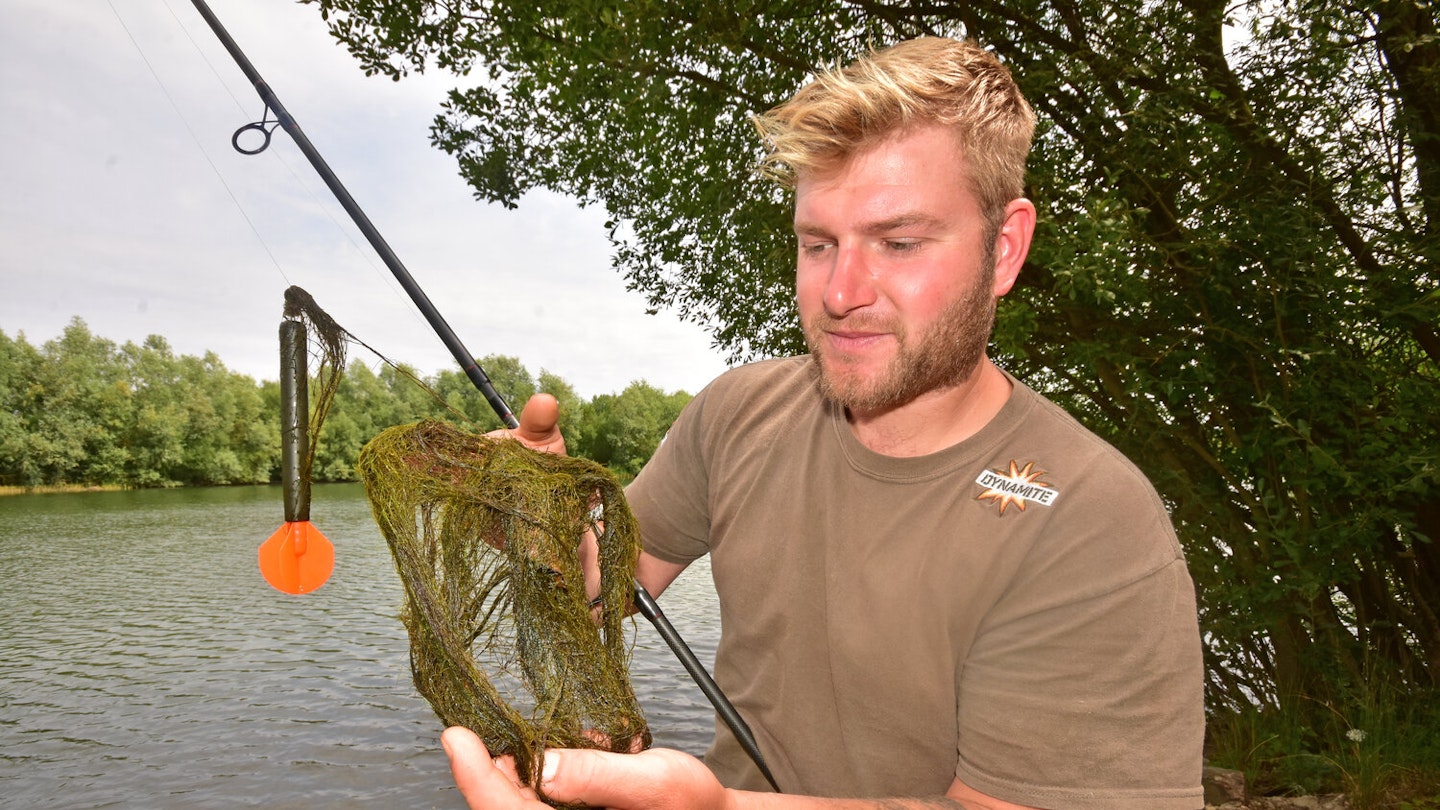 How to fish weedy carp lakes – Ben Cooper