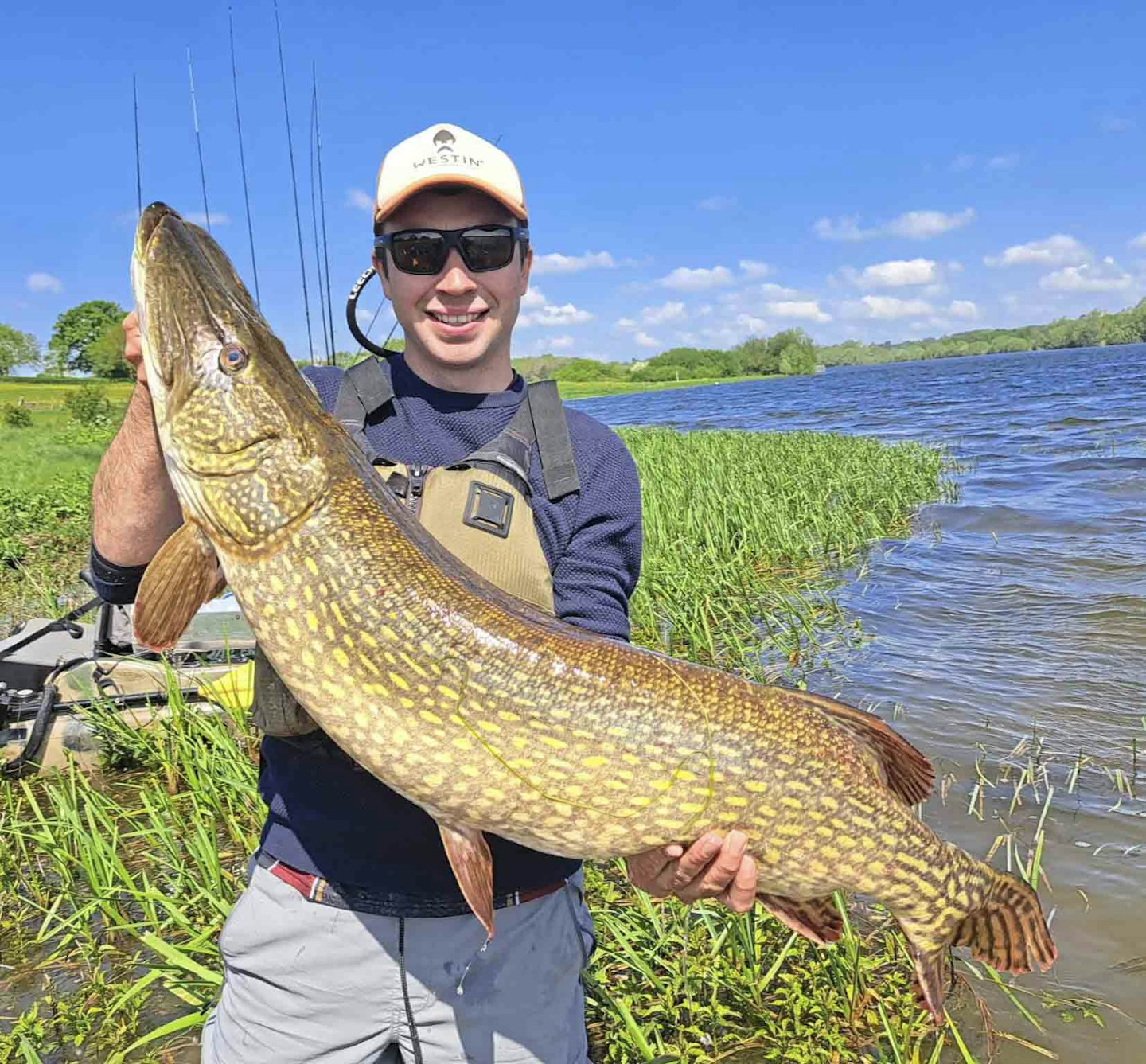 Kayak Trolling For Big Pike! 