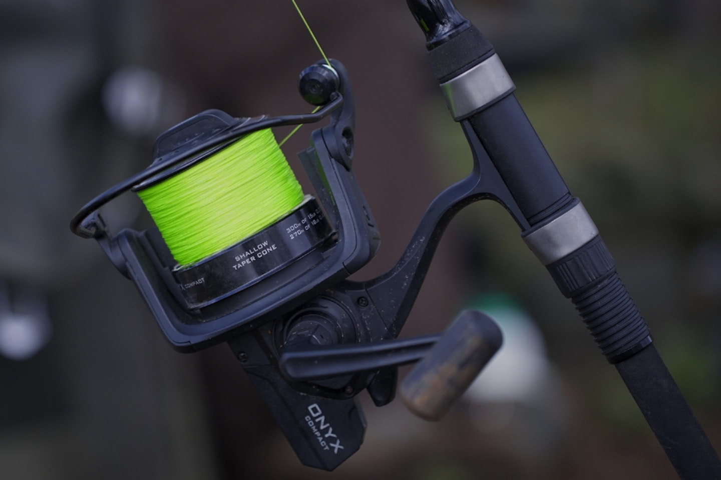 ESP Onyx Compact Big Pit reel