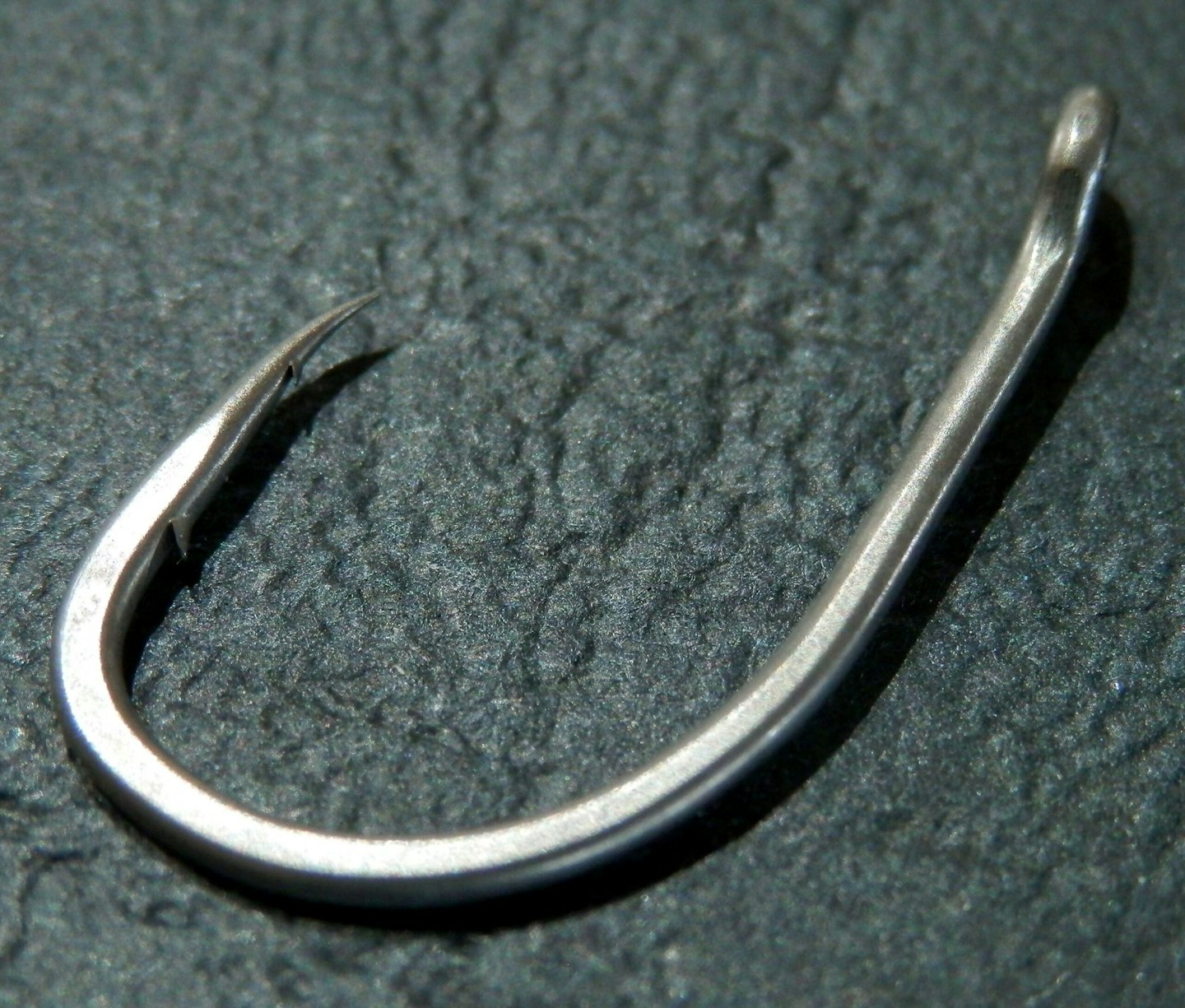 Double-Barbed Hooks! – The Next Big Edge in Carp Fishing
