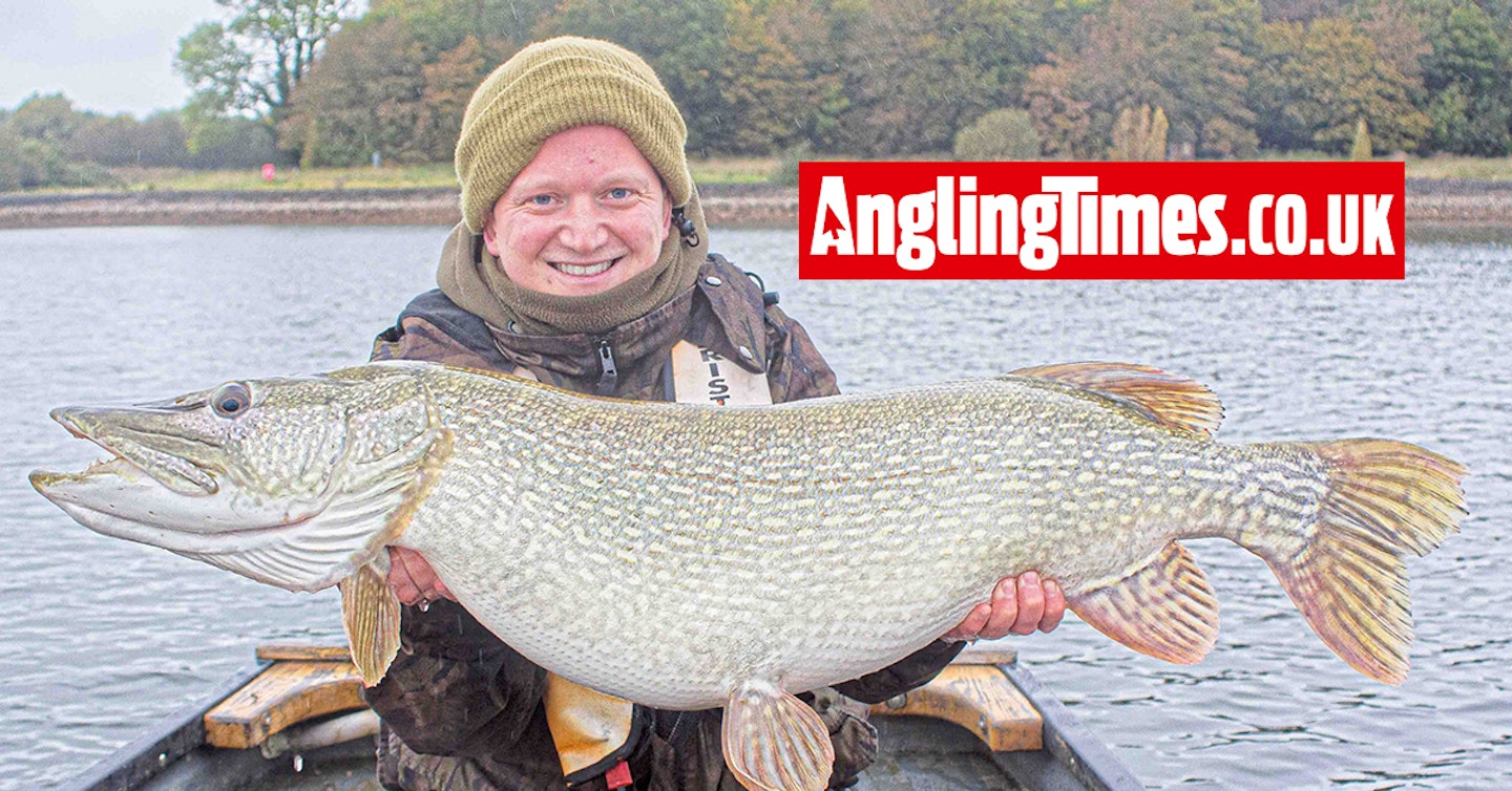'Pike fishing season made on the first session' with 30lb-plus Chew beast