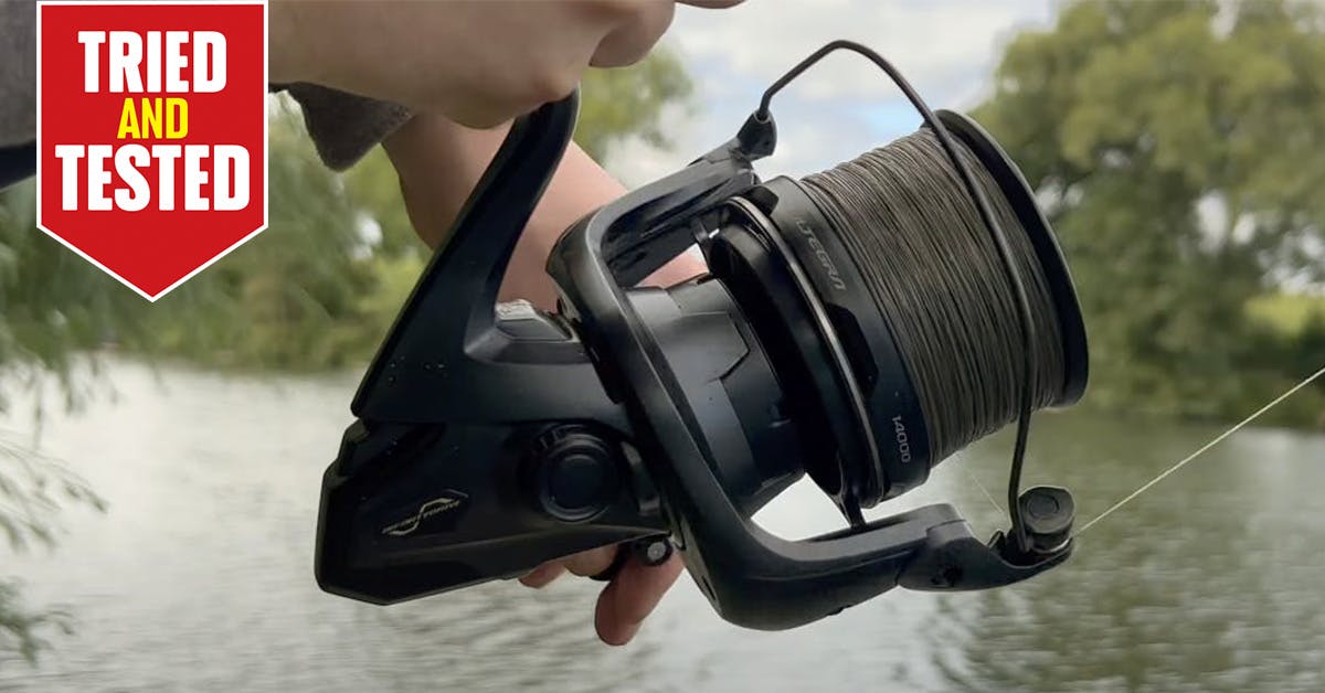 10 ft surf fishing pole Saltwater 20-40 Lb. Surf Fishing Rod Black Magic 10' main image 1