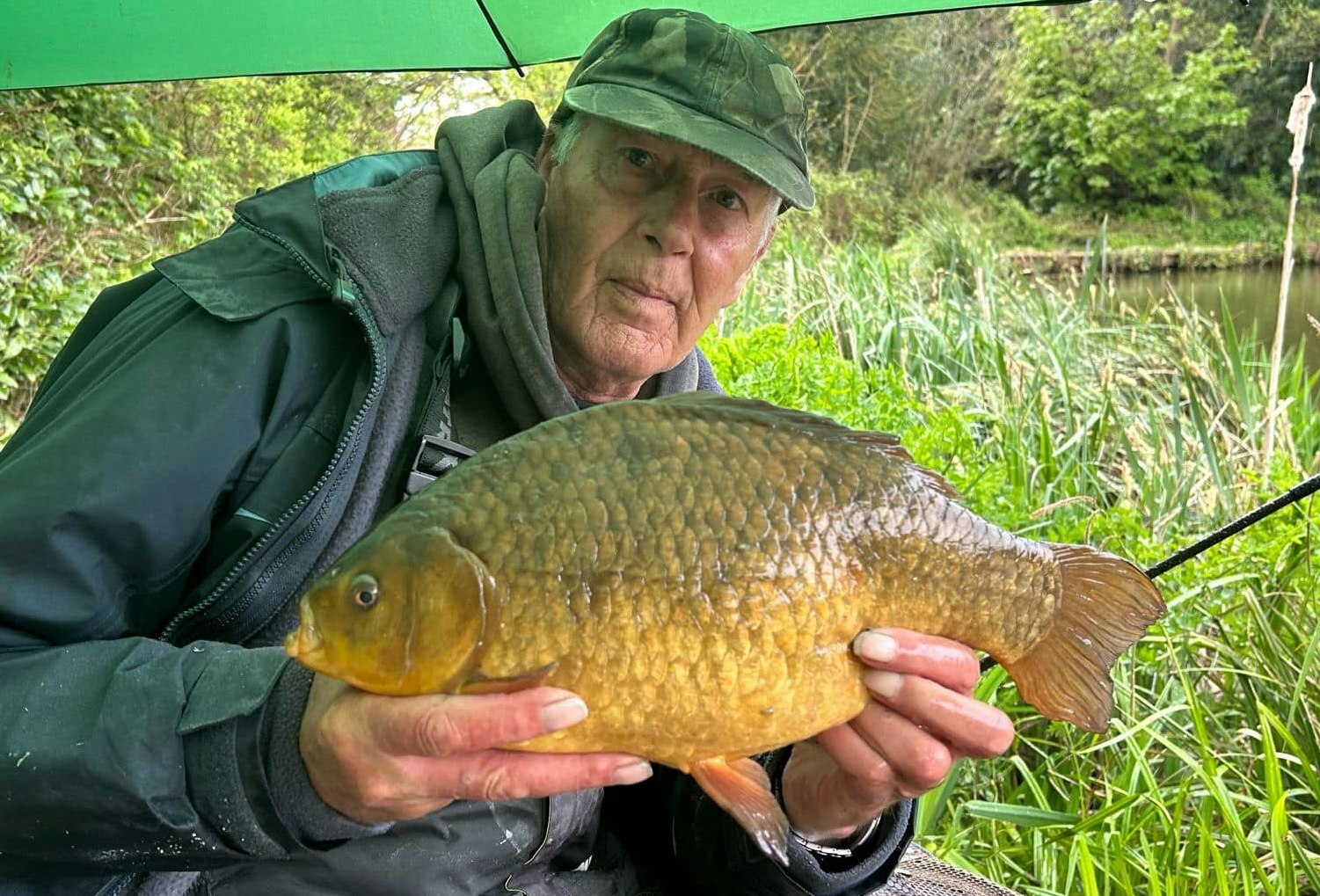 Roger Goldsworth with his superb 4lb crucian.