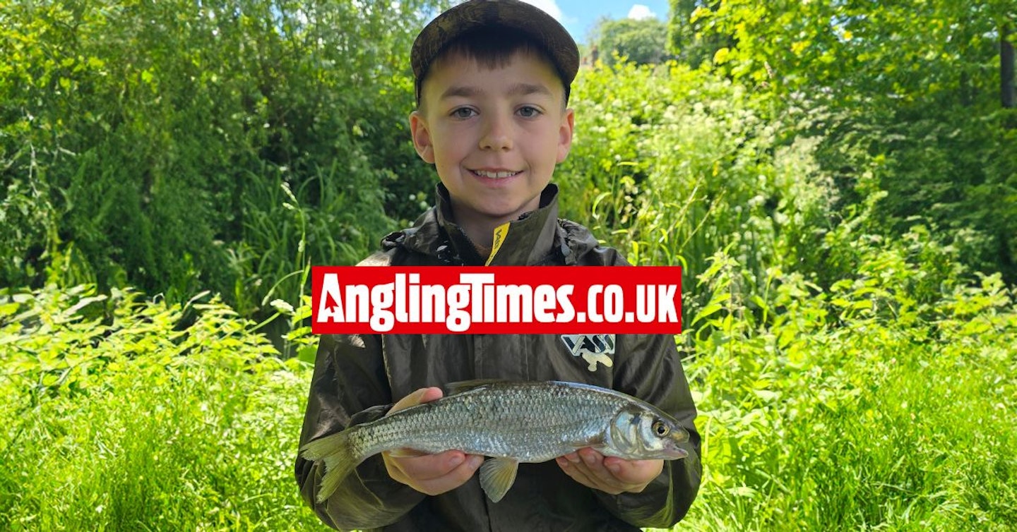 Incredible dace brace for schoolboy