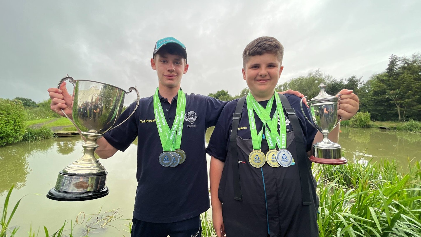 Ted Stewart (left) and cadet winner Harry Thwaites (Right)