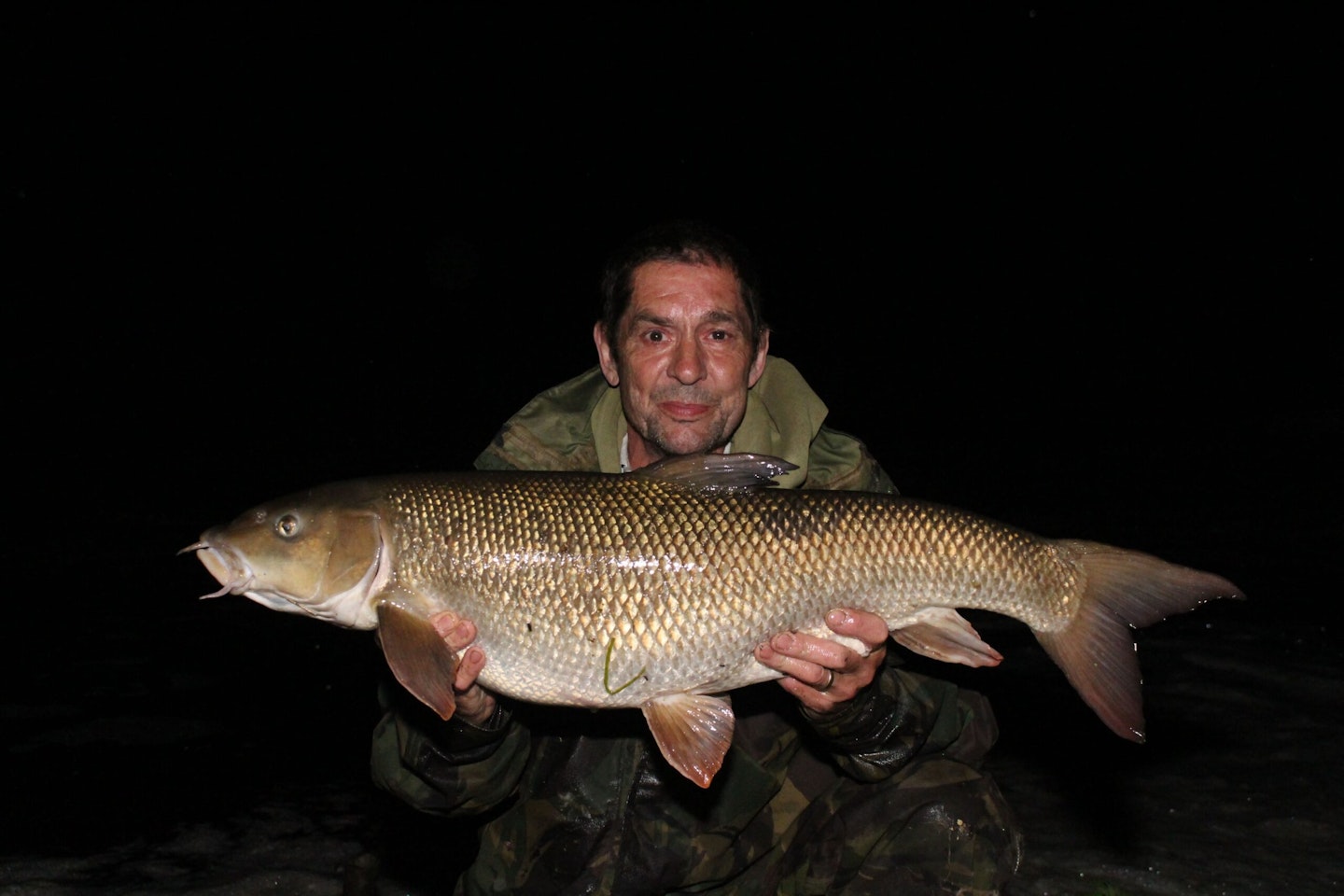 Gary Newland with his 18lb King's Weir barbel