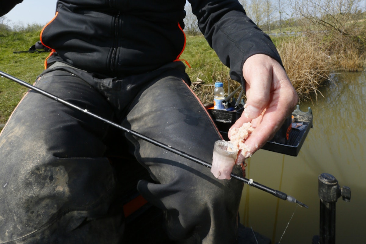 How to fish with meat slop | Pete Upperton | Angling Times