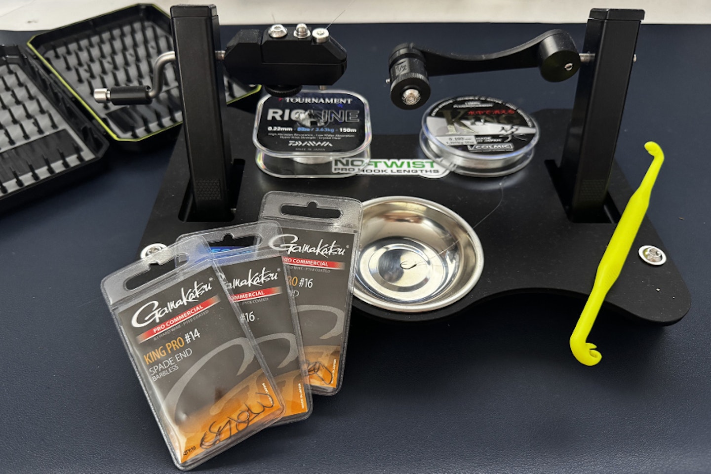 Techne Angling Pro No-Twist Hook Tyer