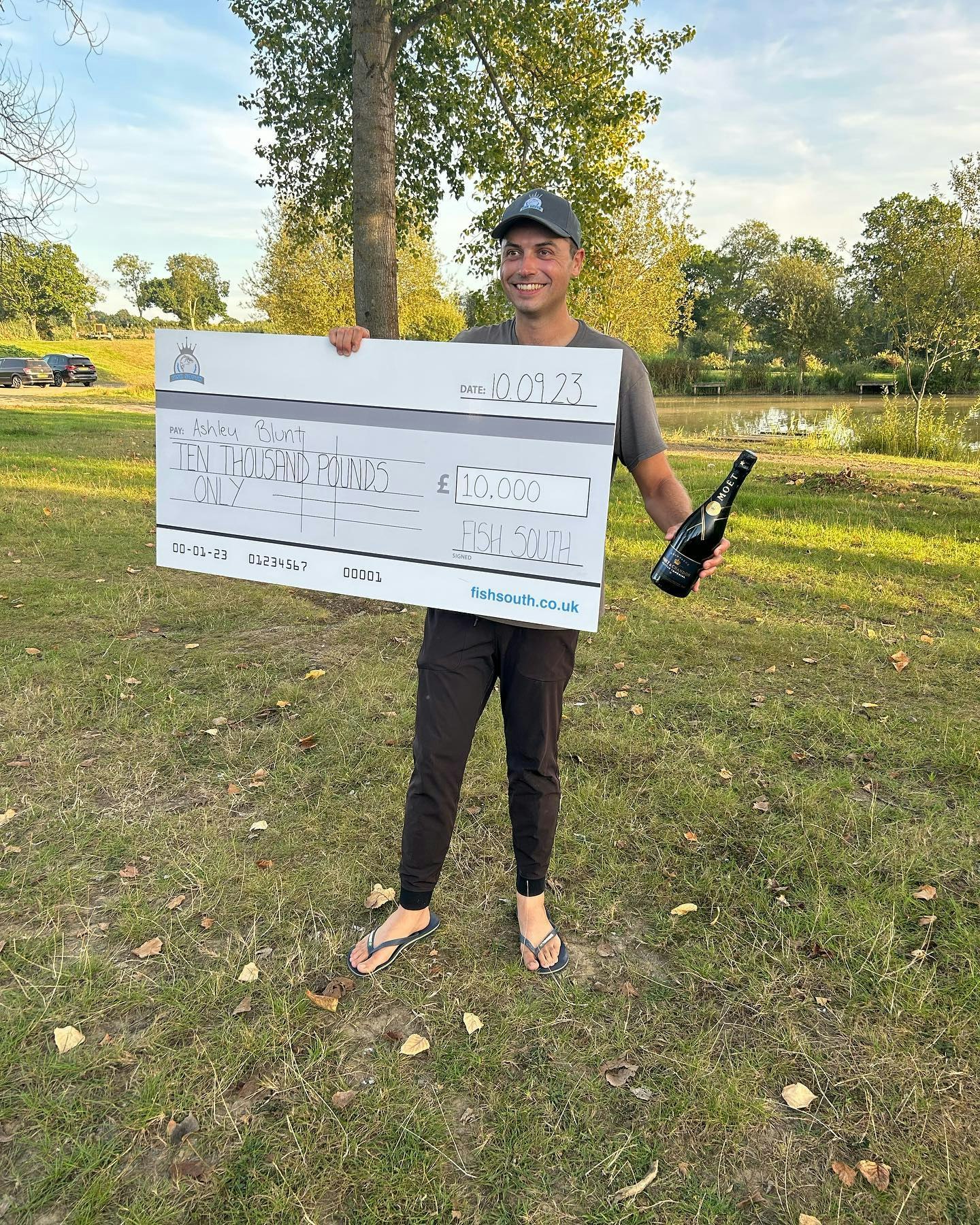 Ashley with his winners cheque from his 2023 victory