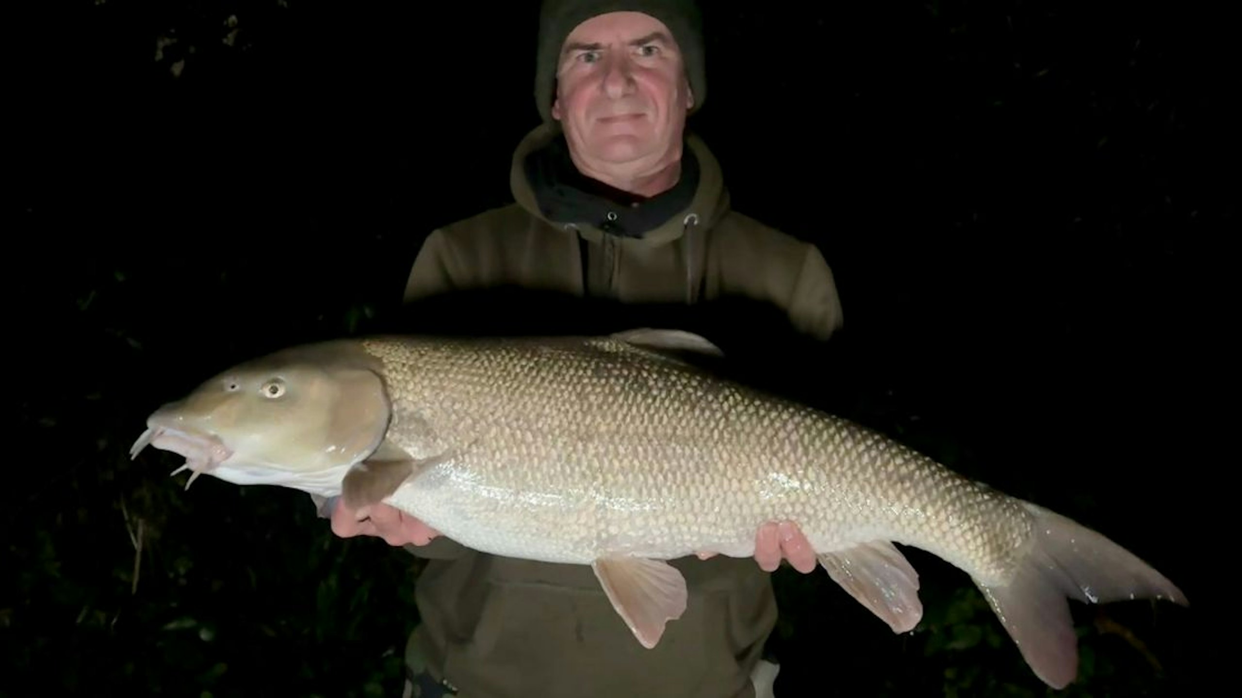 Spicy spam fools 32lb floodwater barbel brace