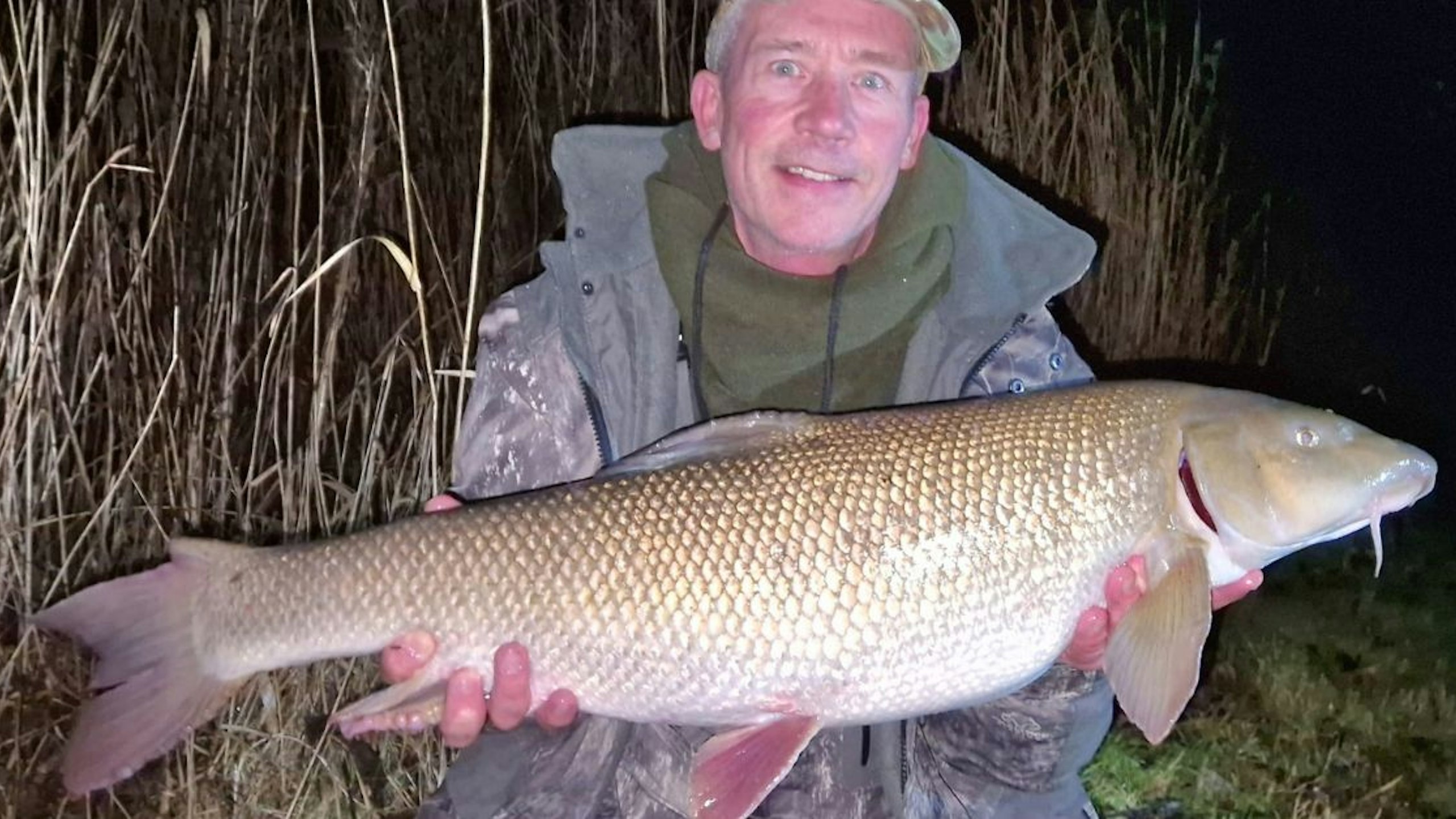 Maggots tempt big Kennet barbel