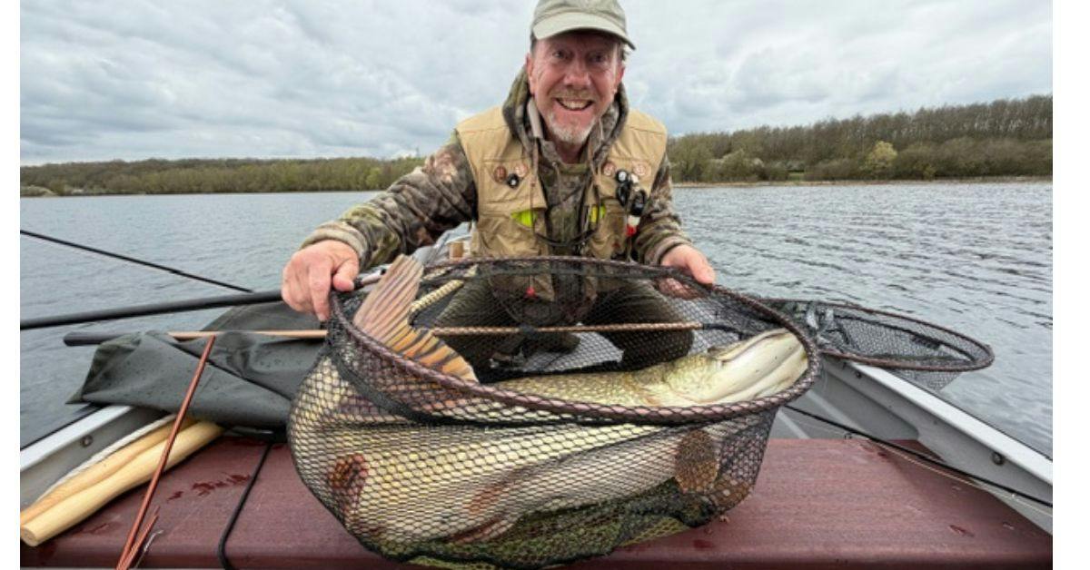 Trout angler stunned by enormous Grafham pike capture