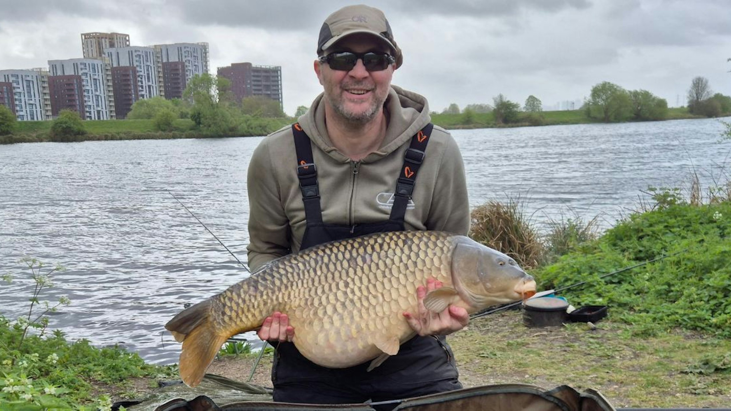 Bream angler stunned by huge carp from famous London reservoir