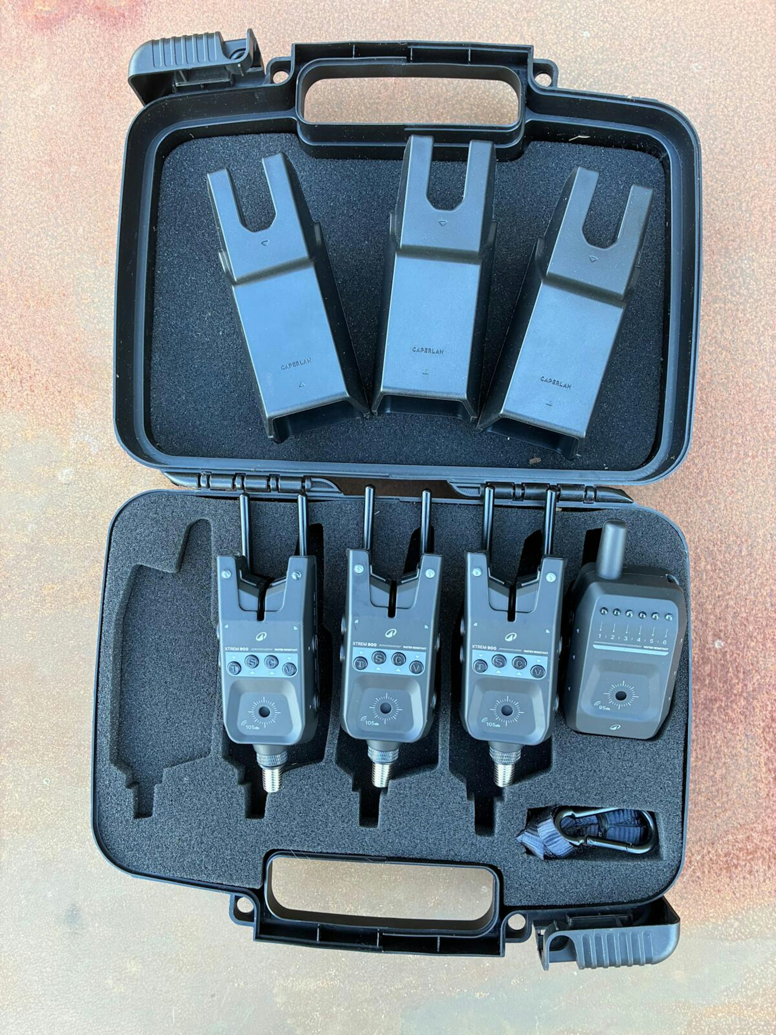 Caperlan Xtrem 900 3 Bite Alarm + Receiver Set
