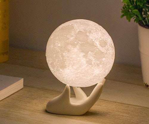 konkurrenter Bedrag gør det fladt Best moon lamp in the UK | Spirit and Destiny