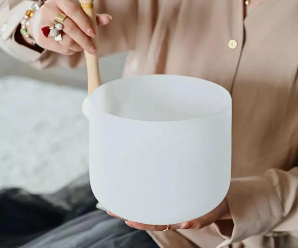 The Best Crystal Singing Bowls For Mediation and Relaxation