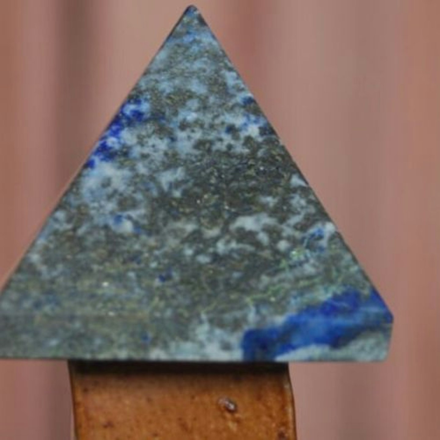 lapis lazuli pyramid