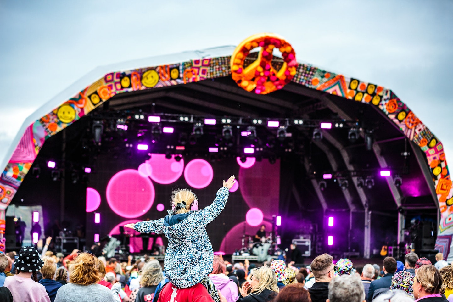 5 Reasons to Book a Family Festival