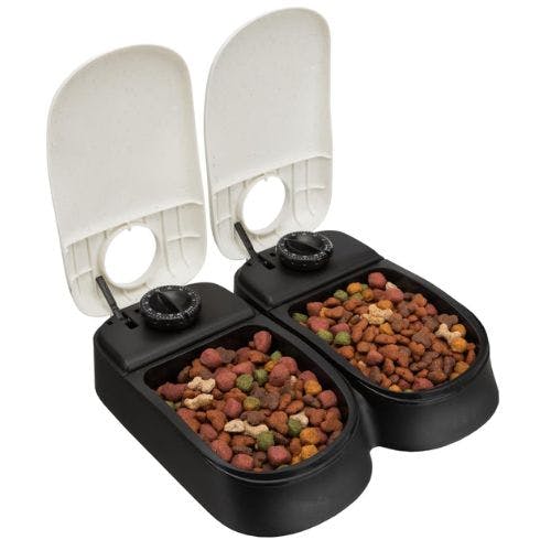 Best automatic pet feeders for regular mealtimes in 2024