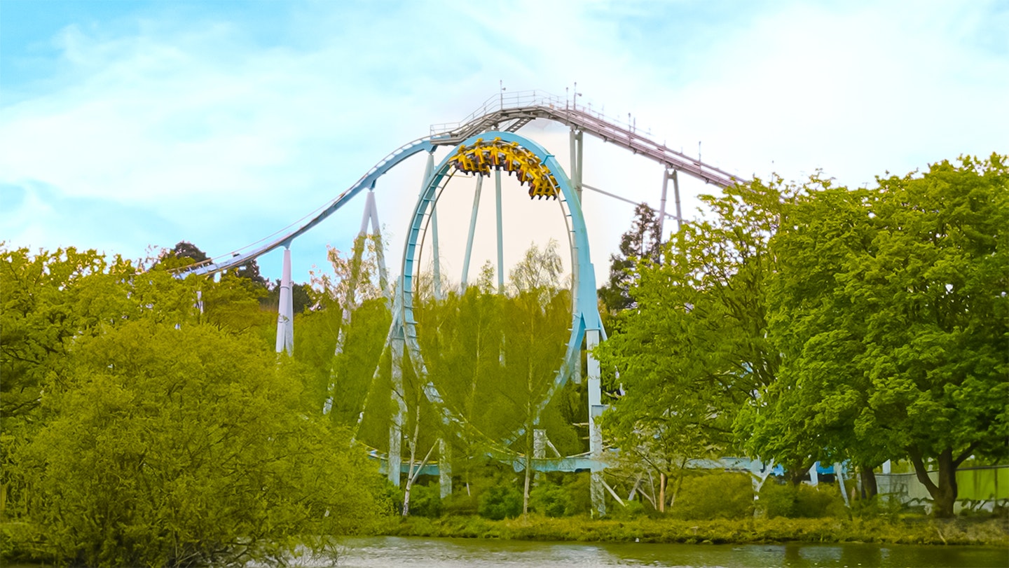 The Wave Drayton Manor Review