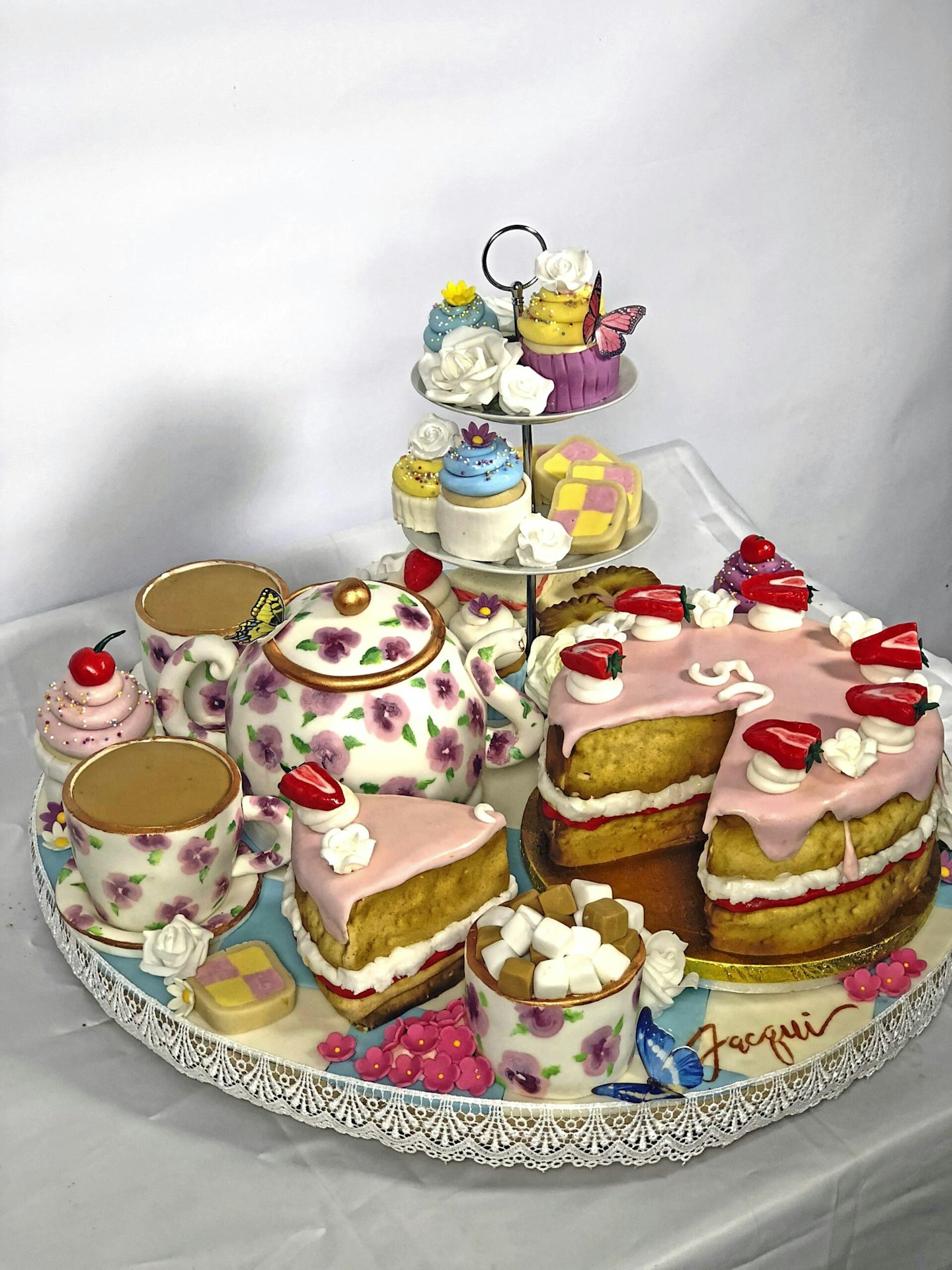 Molly's amazing cakes