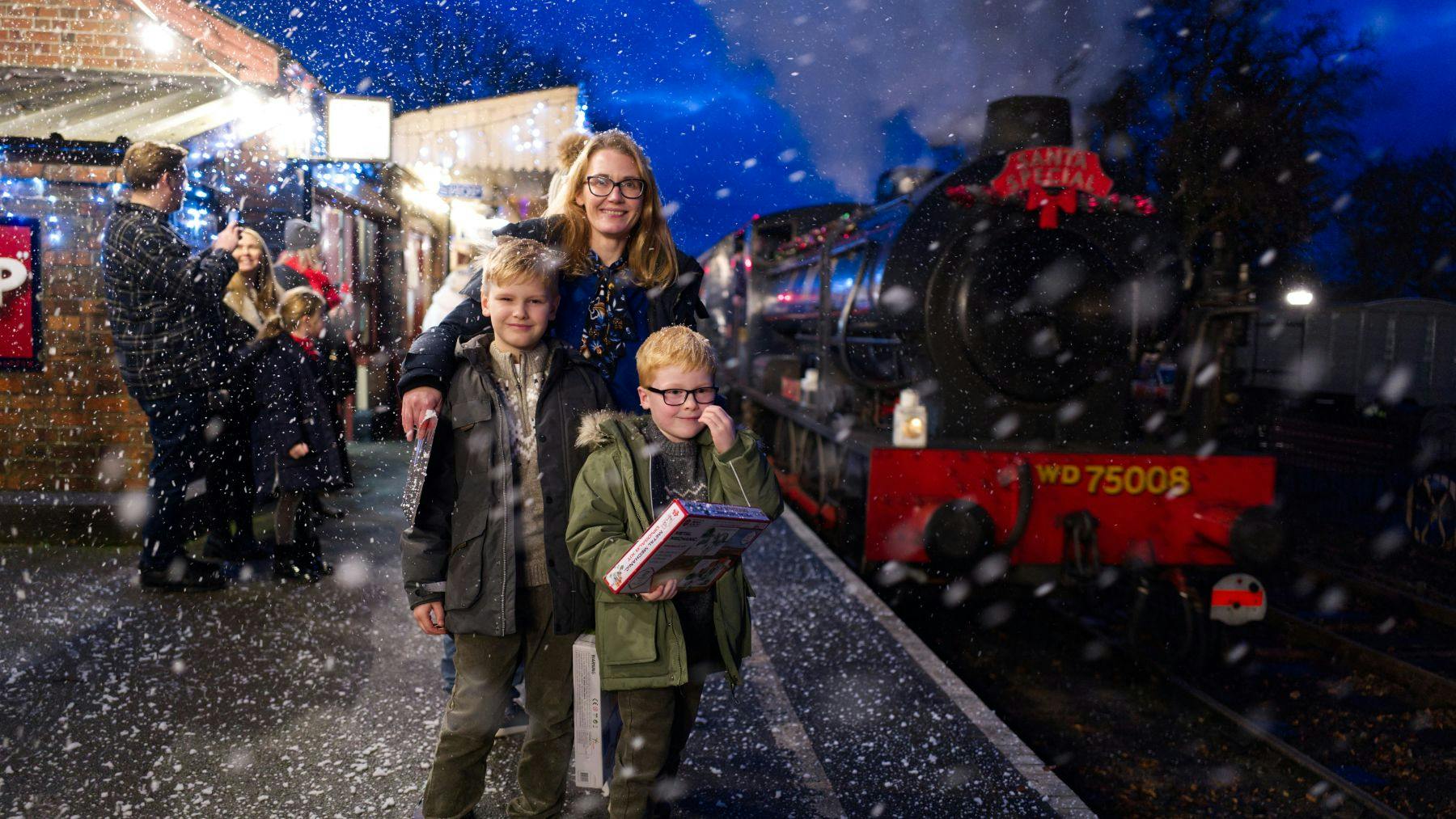 We met Santa on a nostalgic steam train ride. Here’s what we thought of the experience…