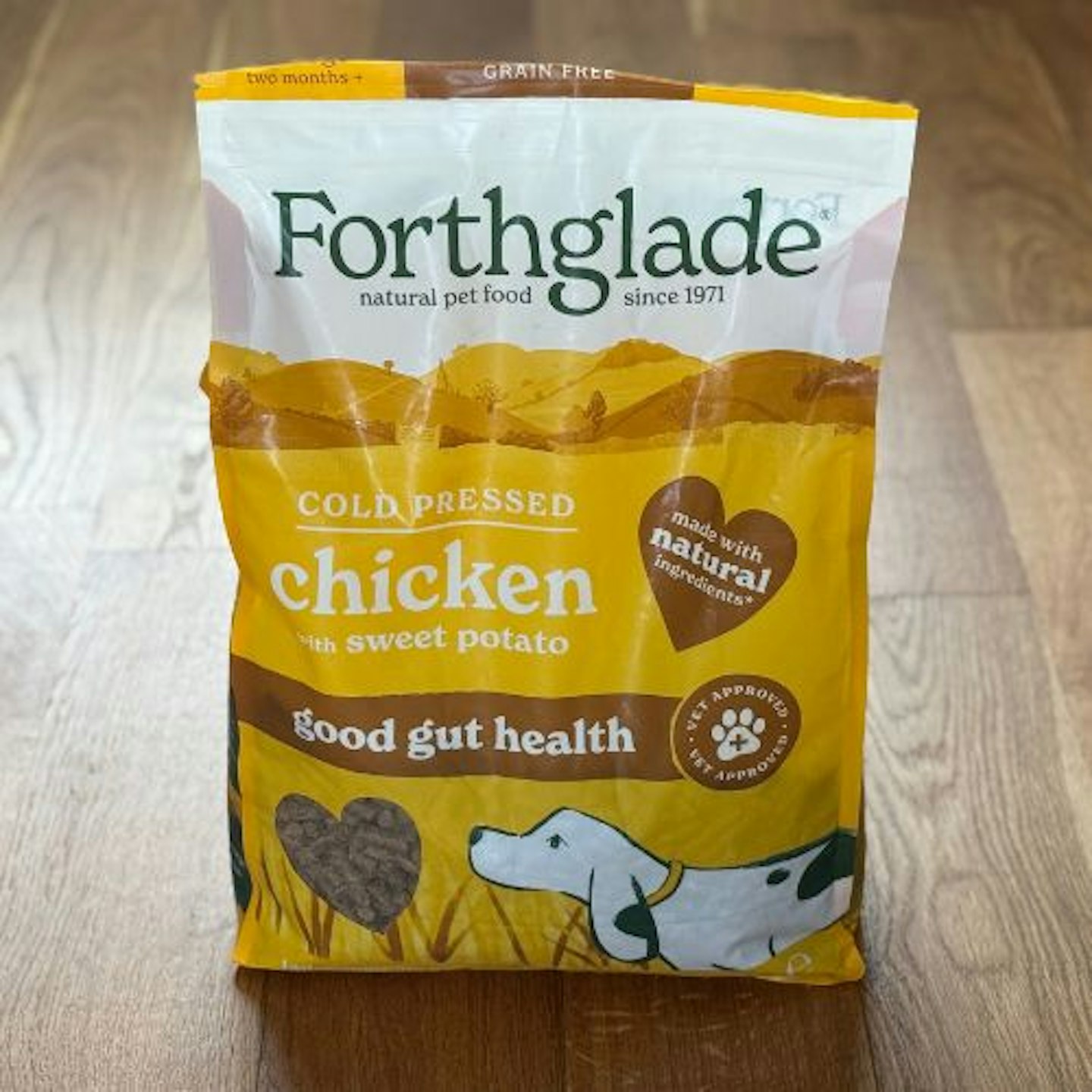 Tried & Tested by Murph the Whippet and Harvey Isitt for Take a Break: Forthglade Cold Pressed Chicken Dry Dog Food