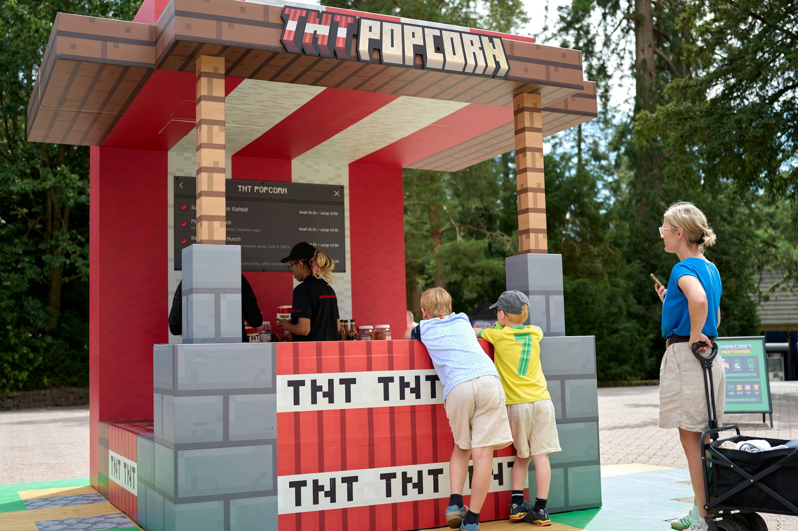 Minecraft Meet the Mobs Alton Towers