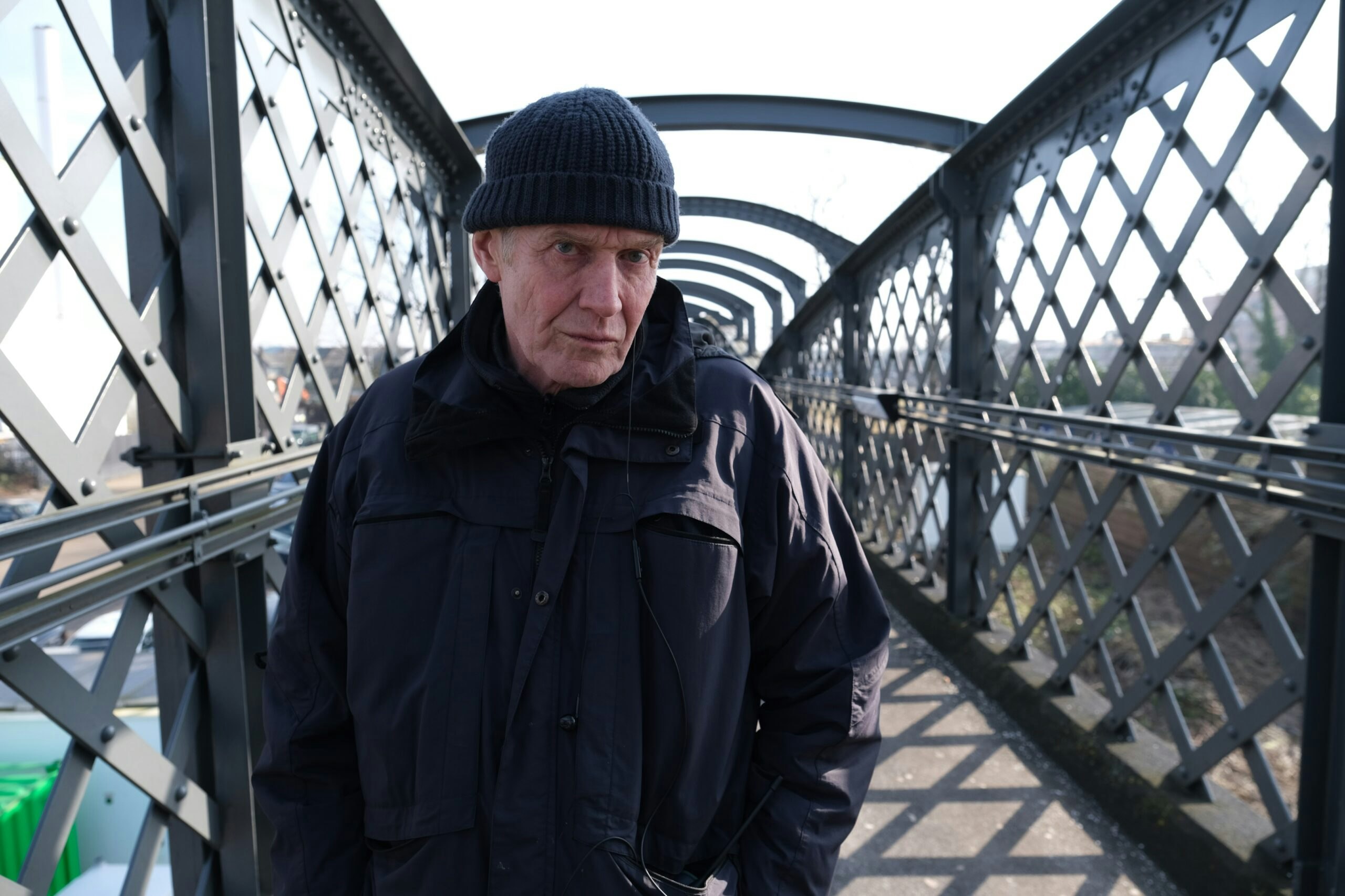 Jason Flemyng as Steven Wyles