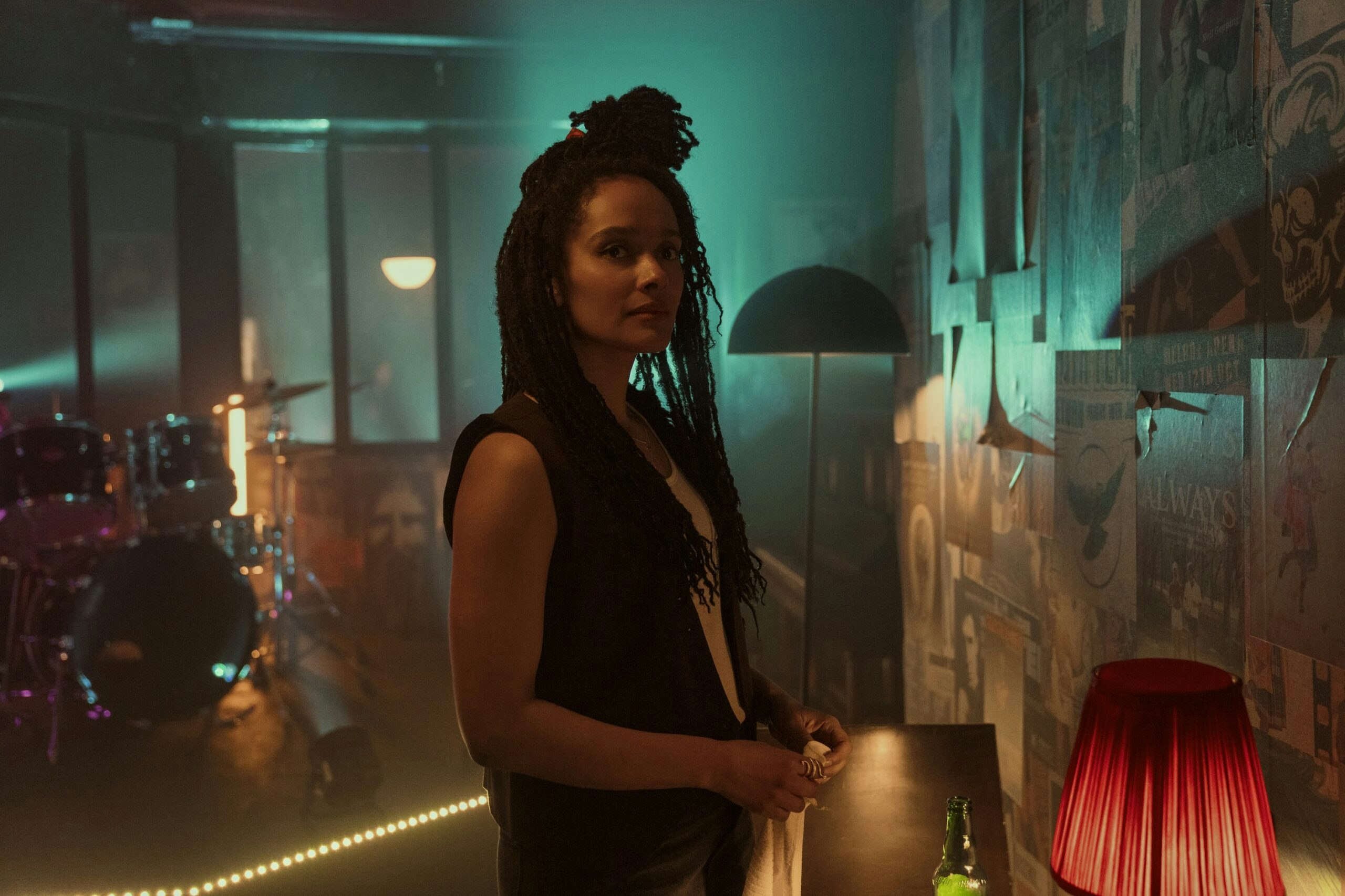 Karla Crome as Bella Catton