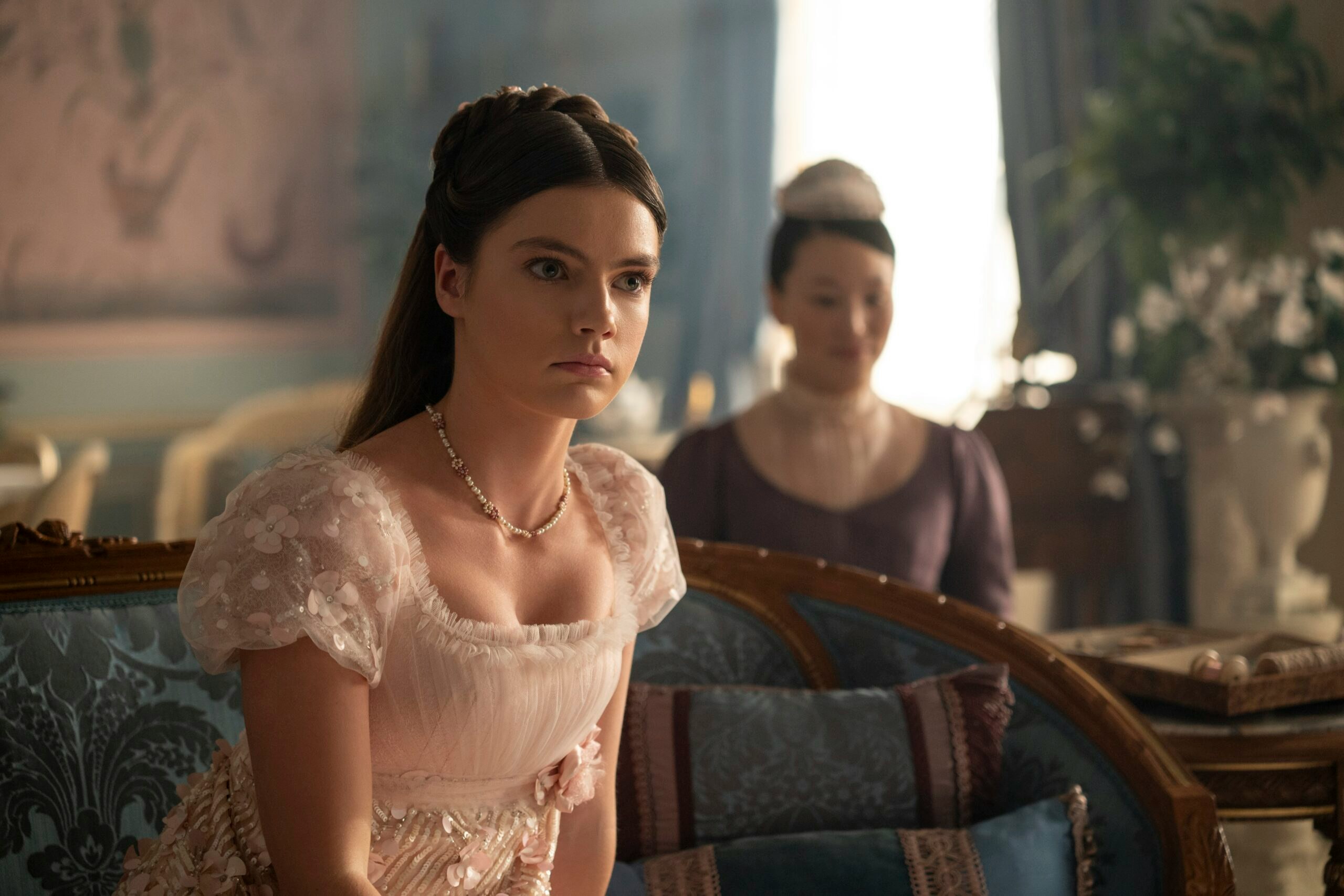 Florence Hunt as Hyacinth Bridgerton in Bridgerton