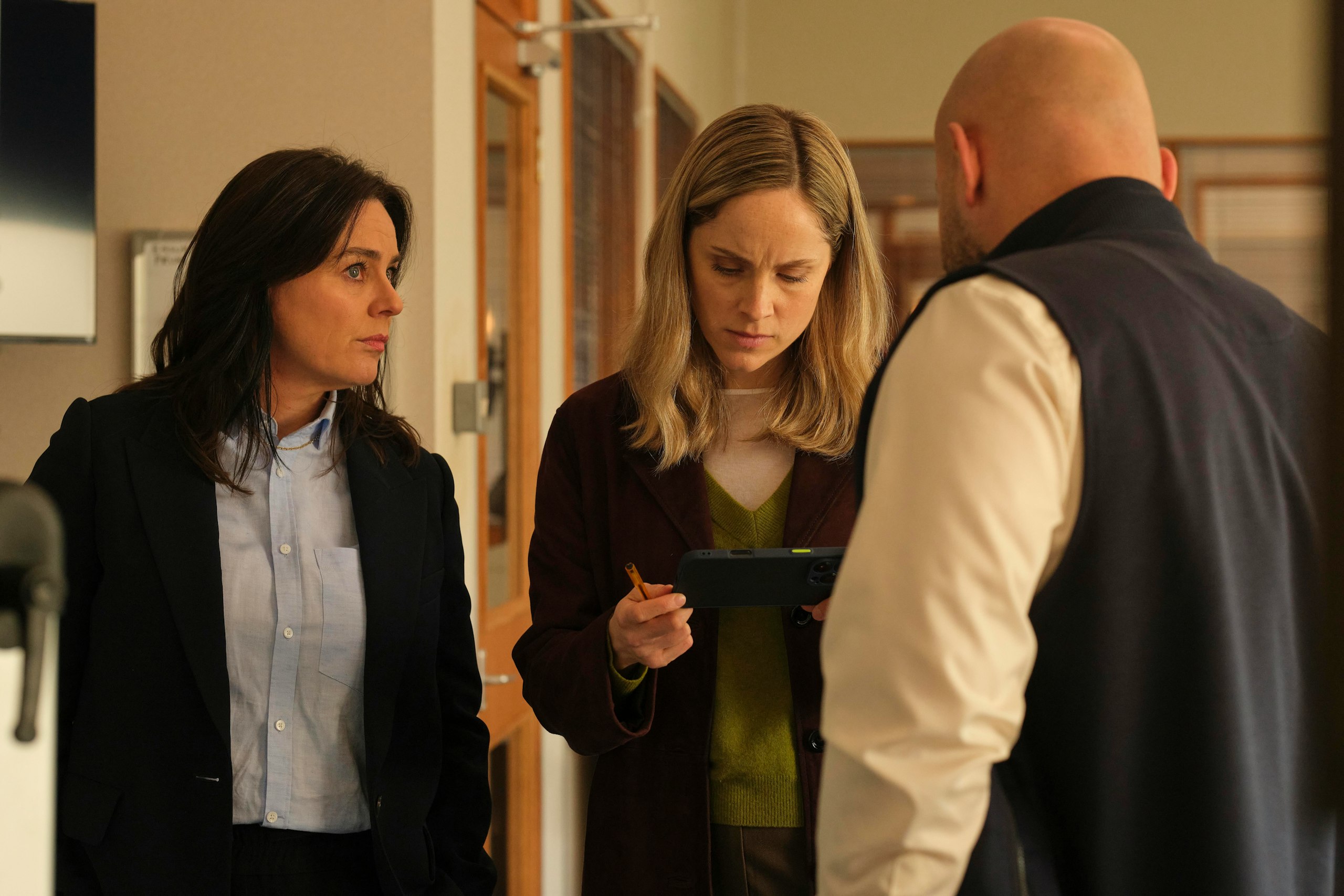 Jill Halfpenny as Sam Bradley and Sophie Rundle as Joanna Marshall in After the Flood S2