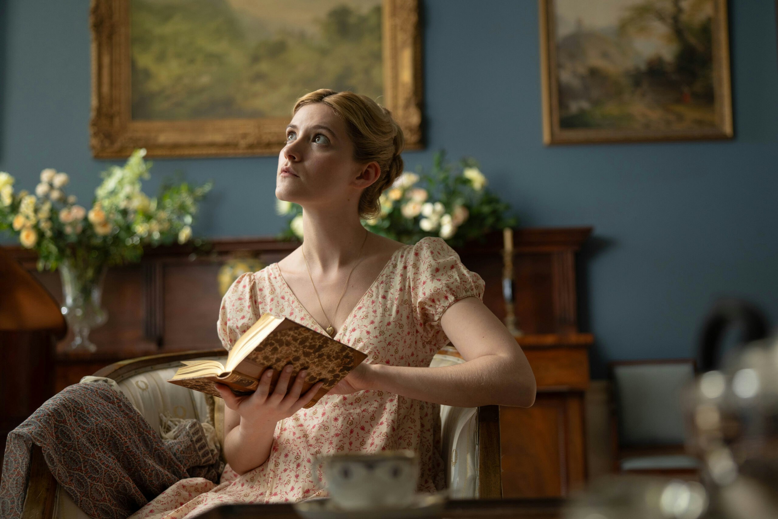 Maddie Close as Jane Bennet in The Other Bennet Sister