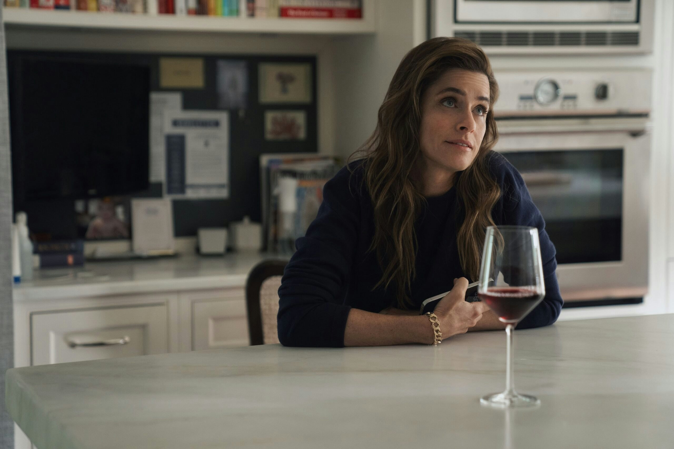 Amanda Peet as Melanie Cooper in Your Friends & Neighbors
