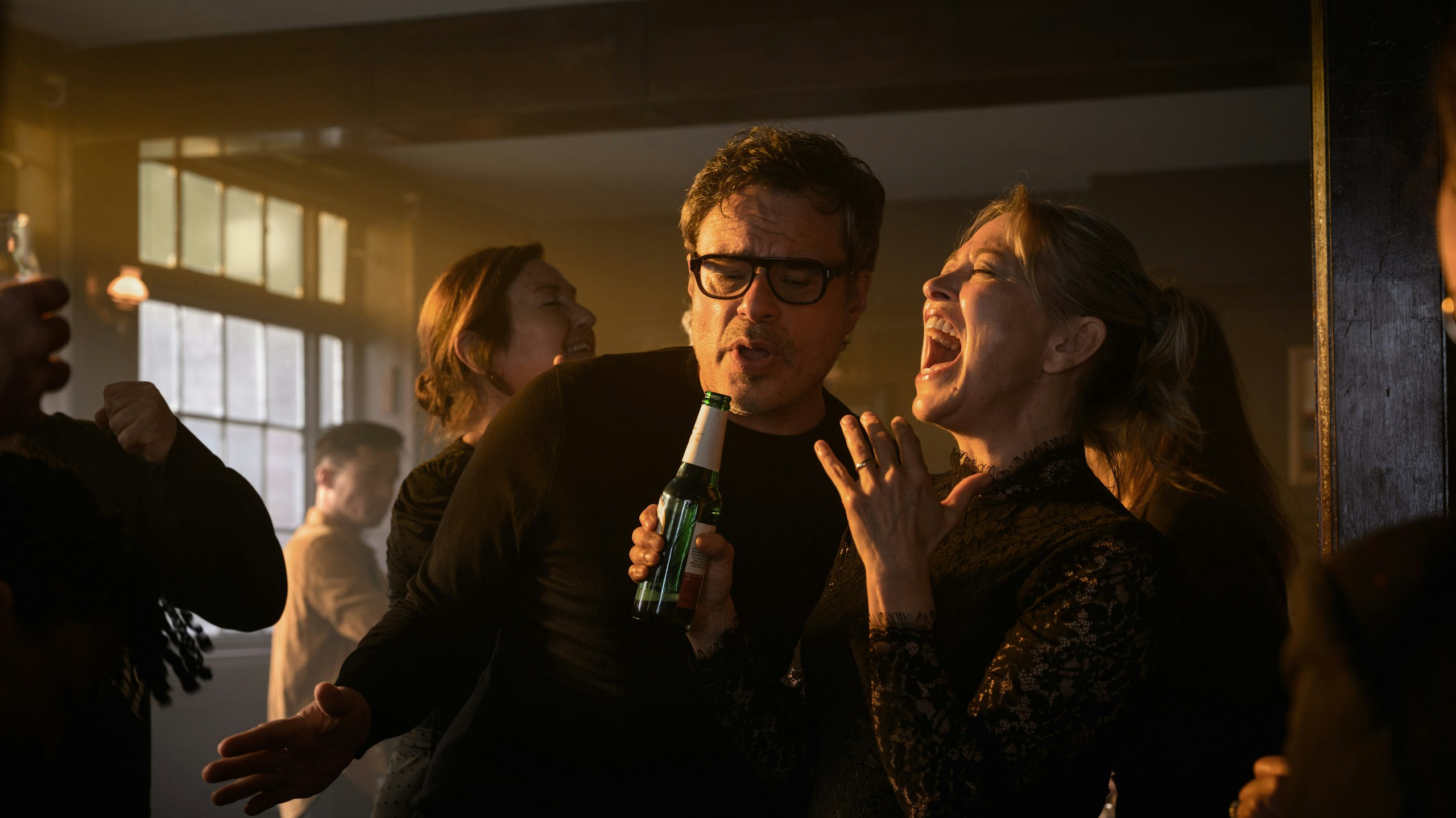 Alice And Steve: Nicola Walker And Jemaine Clement Navigate A Messy Friendship