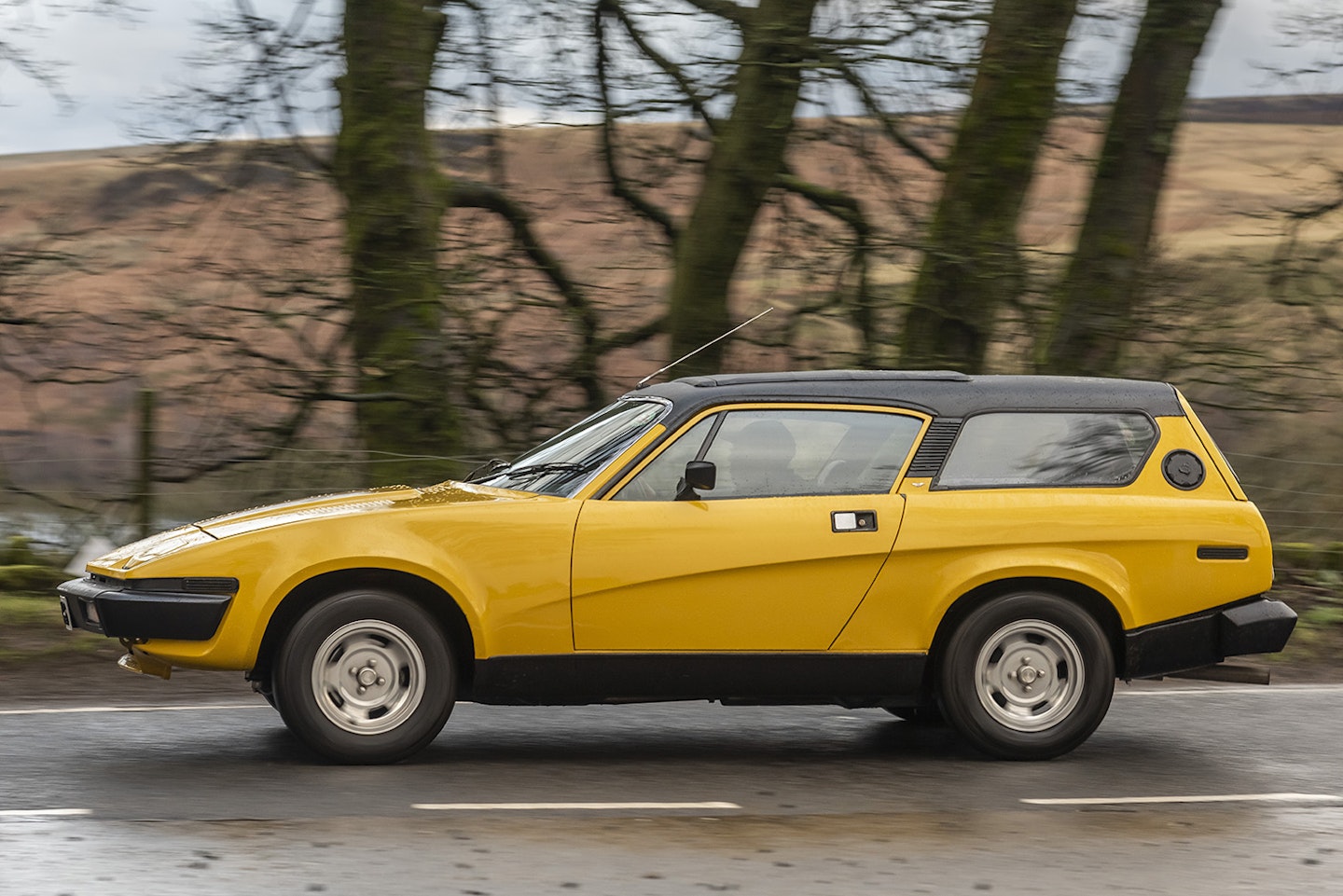 Classic Cars Dec 24 – TR7 Tracer