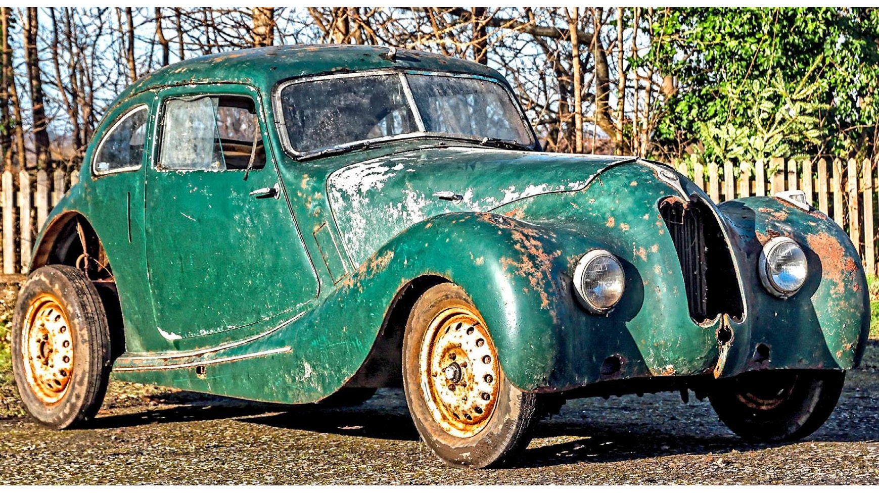 1947 Bristol 400 | This 1947 Bristol 400 KHU303, used as a f 1947 Bristol 400 | This 1947 Bristol 400 KHU303, used as a f