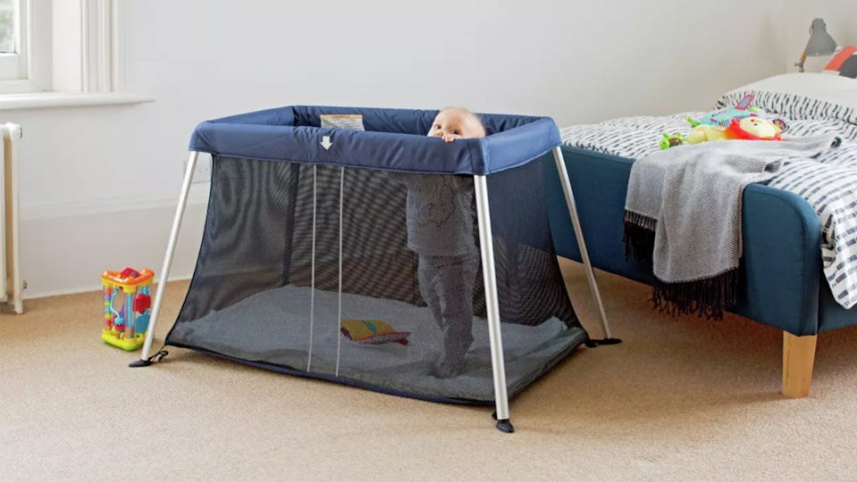 cuggl travel cot assembly