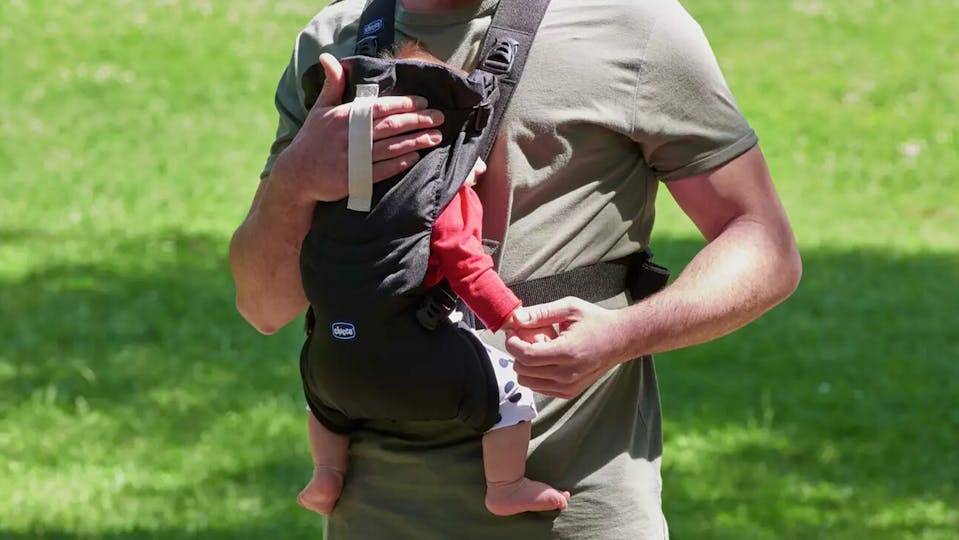 Chicco Easyfit Baby Carrier Reviews Mother Baby Chicco Easyfit Baby Carrier Reviews Mother Baby