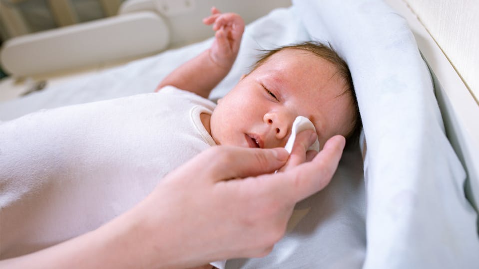 Conjunctivitis in babies: symptoms and treatment